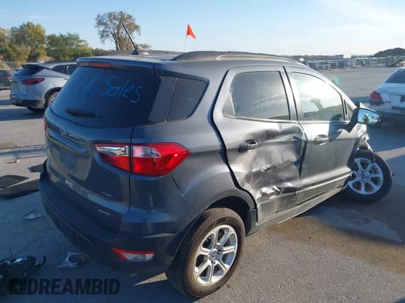 ✅ 2021 Ford EcoSport SE • VIN: MAJ6S3GL3MC401672 • Lot: 43406796. Wystawiony na IAAI z przebiegiem 57 149 mil. Bezpłatny archiwum sprzedaży aukcyjnych z USA i szczegółowy raport historii pojazdu na DreamBid. Zdjęcie 4.