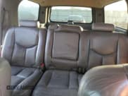 ✅ 2004 Chevrolet Suburban Z71 • VIN: 3GNFK16Z34G146854 • Лот: 79366184. Опубликован ранее на Copart с пробегом 299 711 миль. Бесплатный доступ к архиву аукционных продаж из США и подробный отчёт об истории автомобиля на DreamBid. Изображение 10.