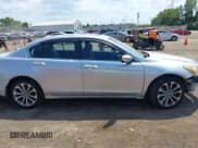 ✅ 2011 Honda Accord EX • VIN: 1HGCP2F71BA043060 • Лот: 43011854. Опубликован ранее на IAAI с пробегом 339 878 миль. Бесплатный доступ к архиву аукционных продаж из США и подробный отчёт об истории автомобиля на DreamBid. Изображение 14.
