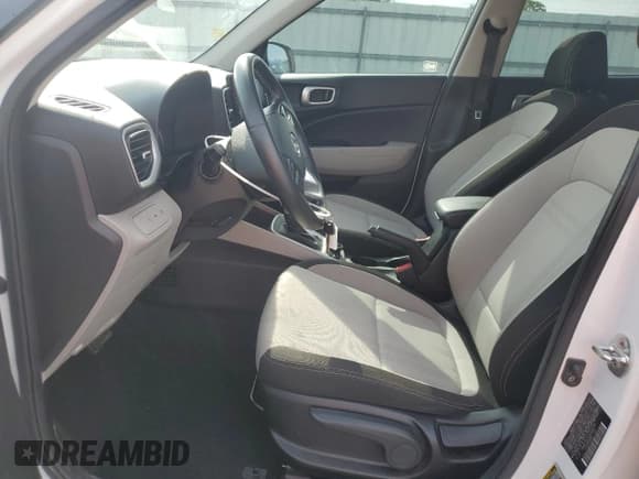 ✅ 2021 Hyundai Venue SEL • VIN: KMHRC8A36MU064530 • Lot: 59814905. Listed on Copart with 40,310 mi. Free auction sales archive from the USA and detailed vehicle history report at DreamBid. Image 7.