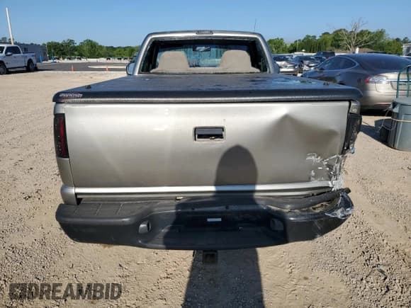 ✅ 2002 Chevrolet S-10 Fleet • VIN: 1GCCS145728103617 • Лот: 52428815. Опубликован ранее на Copart с пробегом Не указан. Бесплатный доступ к архиву аукционных продаж из США и подробный отчёт об истории автомобиля на DreamBid. Изображение 6.