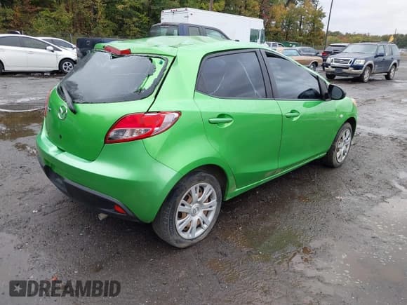 ✅ 2012 Mazda 2 Sport • VIN: JM1DE1KY8C0144640 • Лот: 43425435. Опубликован ранее на IAAI с пробегом 83 147 миль. Бесплатный доступ к архиву аукционных продаж из США и подробный отчёт об истории автомобиля на DreamBid. Изображение 4.