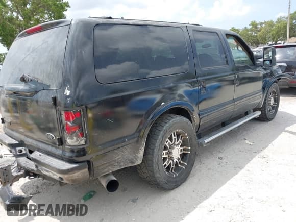 ✅ 2000 Ford Excursion Limited • VIN: 1FMNU42F1YEE50348 • Лот: 42212549. Опубликован ранее на IAAI с пробегом 253 665 миль. Бесплатный доступ к архиву аукционных продаж из США и подробный отчёт об истории автомобиля на DreamBid. Изображение 4.