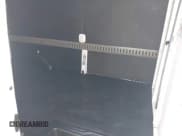 ✅ 2021 Ford Transit Cargo • VIN: 1FTYE1C82MKA68600 • Лот: 43367001. Опубликован ранее на IAAI с пробегом 27 981 миль. Бесплатный доступ к архиву аукционных продаж из США и подробный отчёт об истории автомобиля на DreamBid. Изображение 8.