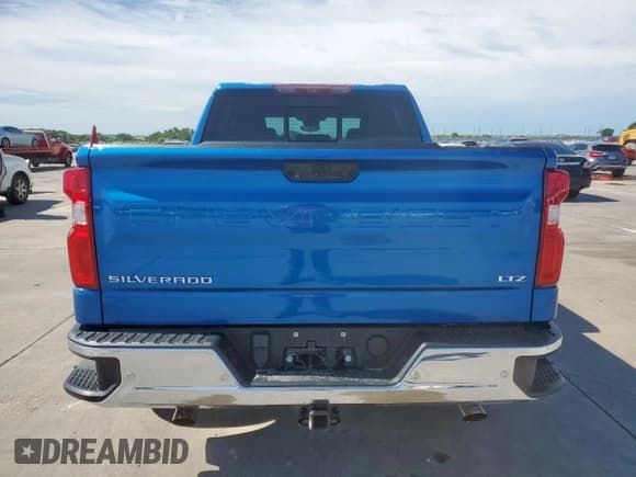 ✅ 2022 Chevrolet Silverado 1500 LTZ • VIN: 1GCPAEED1NZ554963 • Lot: 60263305. Wystawiony na Copart z przebiegiem 31 814 mil. Bezpłatny archiwum sprzedaży aukcyjnych z USA i szczegółowy raport historii pojazdu na DreamBid. Zdjęcie 6.