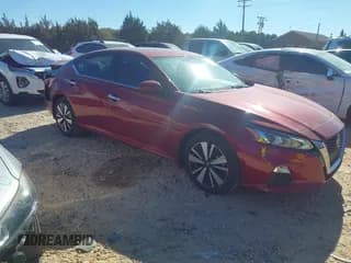 ✅ 2021 Nissan Altima SV • VIN: 1N4BL4DVXMN368469 • Lot: 43499548. Listed on IAAI with 50,575 mi. Free auction sales archive from the USA and detailed vehicle history report at DreamBid. Image 1.