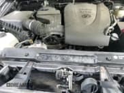 ✅ 2017 Toyota Tacoma TRD Sport • VIN: 3TMCZ5AN1HM067936 • Lot: 92842245. Wystawiony na Copart z przebiegiem 92 002 mil. Bezpłatny archiwum sprzedaży aukcyjnych z USA i szczegółowy raport historii pojazdu na DreamBid. Zdjęcie 15.