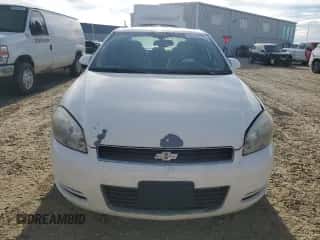 2006 Chevrolet Impala LT z VIN 2G1WT58N569381205, wystawiony jako Copart lot #86533965 z przebiegiem 176 824 mil mil oraz Szkoda całkowita • Salvage title. Historia ofert i sprzedaży dostępna na DreamBid. Obrazek 5.