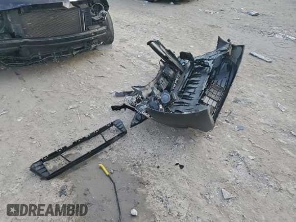 ✅ 2020 Ford Transit Connect XL • VIN: NM0GE9E21L1464425 • Lot: 95140315. Listed on Copart with 93,477 mi. Free auction sales archive from the USA and detailed vehicle history report at DreamBid. Image 13.