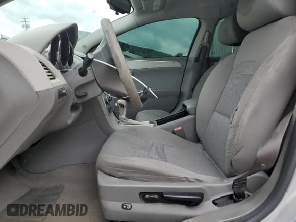 ✅ 2012 Chevrolet Malibu 1LT • VIN: 1G1ZC5E00CF207227 • Лот: 70952454. Опубликован ранее на Copart с пробегом 254 442 миль. Бесплатный доступ к архиву аукционных продаж из США и подробный отчёт об истории автомобиля на DreamBid. Изображение 7.