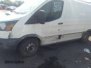 ✅ 2016 Ford Transit Cargo • VIN: 1FTYE1YMXGKA16724 • Lot: 40341511. Wystawiony na IAAI z przebiegiem 188 118 mil. Bezpłatny archiwum sprzedaży aukcyjnych z USA i szczegółowy raport historii pojazdu na DreamBid. Zdjęcie 18.