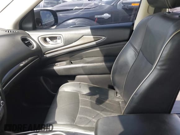 ✅ 2018 Infiniti QX60 • VIN: 5N1DL0MN9JC504217 • Lot: 43406386. Listed on IAAI with 352,530 mi. Free auction sales archive from the USA and detailed vehicle history report at DreamBid. Image 5.