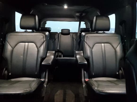 ✅ 2020 Ford Expedition Max Limited • VIN: 1FMJK2AT2LEA02063 • Лот: 64355045. Опубликован ранее на Copart с пробегом 71 959 миль. Бесплатный доступ к архиву аукционных продаж из США и подробный отчёт об истории автомобиля на DreamBid. Изображение 10.