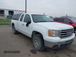 ✅ 2013 GMC Sierra 1500 SL • VIN: 1GTR2UEA3DZ404468 • Лот: 42425822. Опубликован ранее на IAAI с пробегом 207 909 миль. Бесплатный доступ к архиву аукционных продаж из США и подробный отчёт об истории автомобиля на DreamBid. Изображение 1.