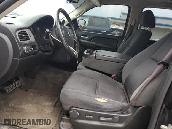 ✅ 2009 Chevrolet Suburban LS • VIN: 1GNFC16J59R300060 • Lot: 64575194. Listed on Copart with 167,217 mi. Free auction sales archive from the USA and detailed vehicle history report at DreamBid. Image 7.