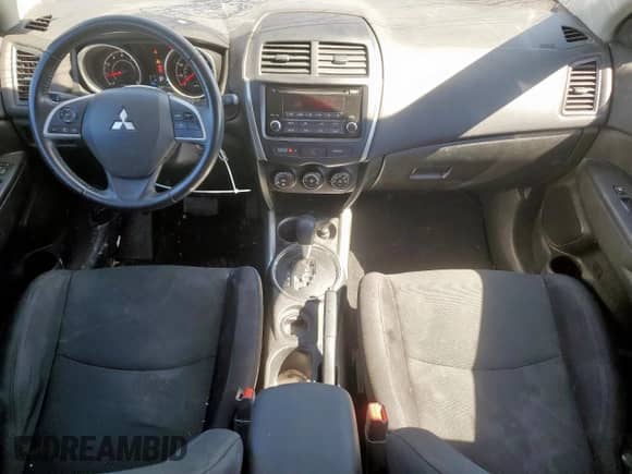 2014 Mitsubishi Outlander ES с VIN 4A4AP3AU3EE017624, выставлен на аукционе Copart как лот 90851365 с пробегом 134 211 миль миль и Списание • Salvage title. История ставок и продаж доступна на DreamBid. Изображение 8.
