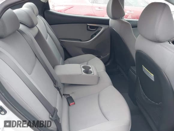 ✅ 2013 Hyundai Elantra Limited • VIN: KMHDH4AE9DU599986 • Лот: 38113047. Опубликован ранее на IAAI с пробегом 133 405 миль. Бесплатный доступ к архиву аукционных продаж из США и подробный отчёт об истории автомобиля на DreamBid. Изображение 8.