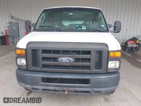 ✅ 2009 Ford Econoline Cargo Commercial • VIN: 1FTSE34L19DA69947 • Lot: 42718158. Listed on IAAI with 215,643 mi. Free auction sales archive from the USA and detailed vehicle history report at DreamBid. Image 6.