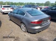 ✅ 2020 Jaguar XE S • VIN: SAJAJ4FXXLCP65394 • Lot: 40003632. Wystawiony na IAAI z przebiegiem 37 547 mil. Bezpłatny archiwum sprzedaży aukcyjnych z USA i szczegółowy raport historii pojazdu na DreamBid. Zdjęcie 3.