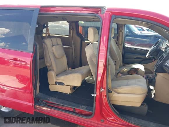 2013 Dodge Grand Caravan SE с VIN 2C4RDGBG2DR727683, выставлен на аукционе IAAI как лот 43175317 с пробегом 81 897 миль миль и . История ставок и продаж доступна на DreamBid. Изображение 8.