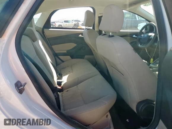 ✅ 2017 Ford Focus SE • VIN: 1FADP3F25HL324648 • Лот: 90585535. Опубликован ранее на Copart с пробегом 97 808 миль. Бесплатный доступ к архиву аукционных продаж из США и подробный отчёт об истории автомобиля на DreamBid. Изображение 10.