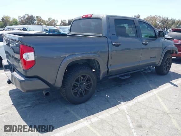 ✅ 2016 Toyota Tundra SR5 • VIN: 5TFEM5F13GX107424 • Lot: 42073037. Listed on IAAI with 88,451 mi. Free auction sales archive from the USA and detailed vehicle history report at DreamBid. Image 4.