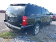 ✅ 2007 Chevrolet Suburban LT • VIN: 1GNFC16097J350432 • Lot: 42789067. Listed on IAAI with 316,142 mi. Free auction sales archive from the USA and detailed vehicle history report at DreamBid. Image 4.