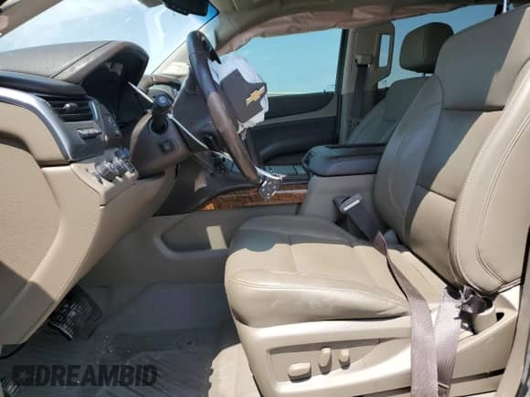 2019 Chevrolet Tahoe Premier z VIN 1GNSKCKJ3KR295868, wystawiony jako Copart lot #53320585 z przebiegiem 90 370 mil mil oraz Szkoda całkowita • Salvage title. Historia ofert i sprzedaży dostępna na DreamBid. Obrazek 7.