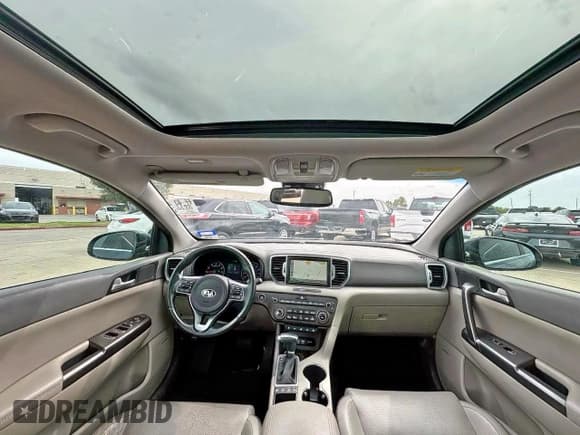 ✅ 2017 Kia Sportage EX • VIN: KNDPNCAC1H7115753 • Lot: 91518805. Wystawiony na Copart z przebiegiem 153 500 mil. Bezpłatny archiwum sprzedaży aukcyjnych z USA i szczegółowy raport historii pojazdu na DreamBid. Zdjęcie 9.