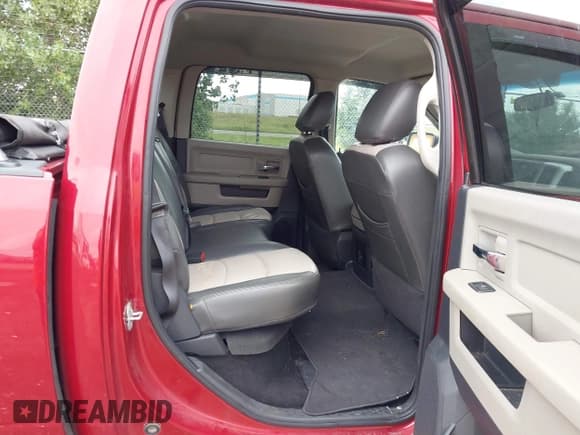 ✅ 2010 Dodge 1500 Sport • VIN: 1D7RV1CT8AS143746 • Lot: 42944631. Wystawiony na IAAI z przebiegiem 210 092 mil. Bezpłatny archiwum sprzedaży aukcyjnych z USA i szczegółowy raport historii pojazdu na DreamBid. Zdjęcie 8.