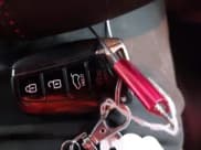 ✅ 2018 Hyundai Santa Fe 2.4L • VIN: 5XYZU3LB6JG514828 • Лот: 42282610. Опубликован ранее на IAAI с пробегом 204 030 миль. Бесплатный доступ к архиву аукционных продаж из США и подробный отчёт об истории автомобиля на DreamBid. Изображение 11.