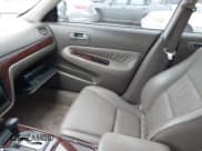 ✅ 1998 Acura TL • VIN: JH4UA3643WC006942 • Лот: 41389756. Опубликован ранее на IAAI с пробегом 195 941 миль. Бесплатный доступ к архиву аукционных продаж из США и подробный отчёт об истории автомобиля на DreamBid. Изображение 5.