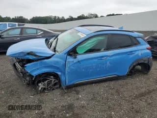✅ 2022 Hyundai Kona Limited • VIN: KM8K53A37NU920398 • Лот: 68190445. Опубликован ранее на Copart с пробегом 65 860 миль. Бесплатный доступ к архиву аукционных продаж из США и подробный отчёт об истории автомобиля на DreamBid. Изображение 1.