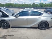 ✅ 2023 Lexus IS 500 F Sport Performance • VIN: JTHAP1D27P5004317 • Lot: 42246253. Wystawiony na IAAI z przebiegiem 42 159 mil. Bezpłatny archiwum sprzedaży aukcyjnych z USA i szczegółowy raport historii pojazdu na DreamBid. Zdjęcie 14.