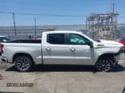 ✅ 2021 Chevrolet Silverado 1500 RST • VIN: 3GCUYEED1MG358762 • Lot: 42544777. Wystawiony na IAAI z przebiegiem 27 782 mil. Bezpłatny archiwum sprzedaży aukcyjnych z USA i szczegółowy raport historii pojazdu na DreamBid. Zdjęcie 13.