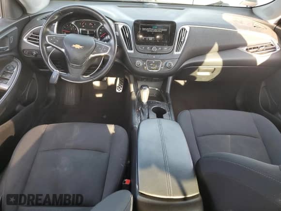 2017 Chevrolet Malibu LT с VIN 1G1ZE5ST5HF151124, выставлен на аукционе Copart как лот 80690655 с пробегом 94 952 миль миль и Списание • Salvage title. История ставок и продаж доступна на DreamBid. Изображение 8.