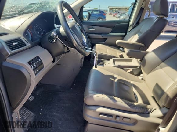 ✅ 2014 Honda Odyssey Touring • VIN: 5FNRL5H96EB078323 • Lot: 89666745. Listed on Copart with 150,898 mi. Free auction sales archive from the USA and detailed vehicle history report at DreamBid. Image 7.