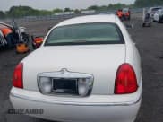 ✅ 2002 Lincoln Town Car Executive • VIN: 1LNHM81W42Y636204 • Lot: 42194479. Listed on IAAI with Not provided. Free auction sales archive from the USA and detailed vehicle history report at DreamBid. Image 16.