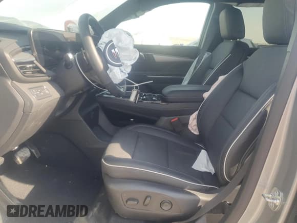 ✅ 2025 Buick Enclave Preferred • VIN: 5GAEVARS2SJ250050 • Lot: 66913065. Listed on Copart with 4,200 mi. Free auction sales archive from the USA and detailed vehicle history report at DreamBid. Image 7.