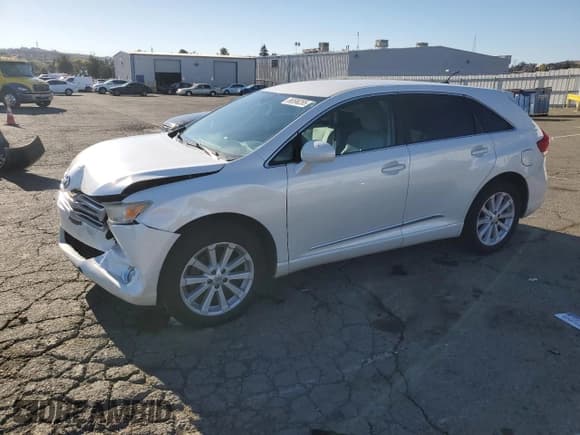 ✅ 2012 Toyota Venza LE • VIN: 4T3ZA3BB4CU057404 • Lot: 86596285. Wystawiony na Copart z przebiegiem 244 882 mil. Bezpłatny archiwum sprzedaży aukcyjnych z USA i szczegółowy raport historii pojazdu na DreamBid. Zdjęcie 1.