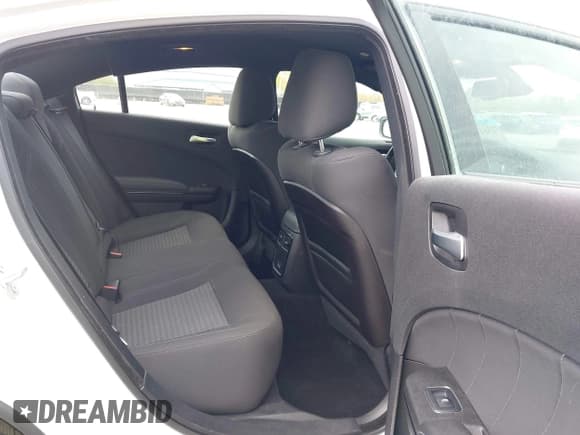 ✅ 2019 Dodge Charger SXT • VIN: 2C3CDXJG5KH706860 • Lot: 43427646. Wystawiony na IAAI z przebiegiem 46 133 mil. Bezpłatny archiwum sprzedaży aukcyjnych z USA i szczegółowy raport historii pojazdu na DreamBid. Zdjęcie 8.