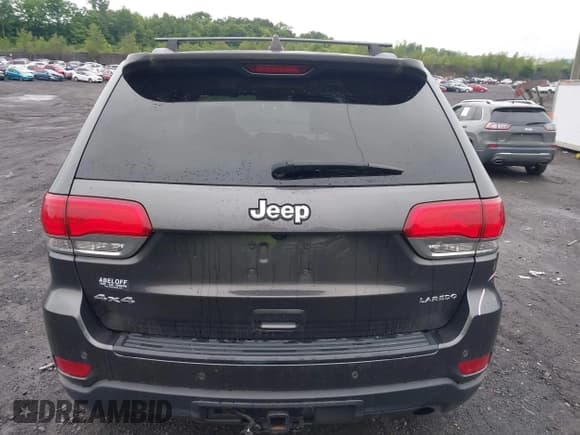 ✅ 2019 Jeep Grand Cherokee Upland • VIN: 1C4RJFAG3KC767765 • Lot: 42513815. Listed on IAAI with 107,917 mi. Free auction sales archive from the USA and detailed vehicle history report at DreamBid. Image 16.