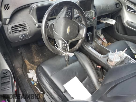 ✅ 2013 Chevrolet Volt • VIN: 1G1RD6E43DU108386 • Lot: 79103924. Wystawiony na Copart z przebiegiem 125 937 mil. Bezpłatny archiwum sprzedaży aukcyjnych z USA i szczegółowy raport historii pojazdu na DreamBid. Zdjęcie 8.