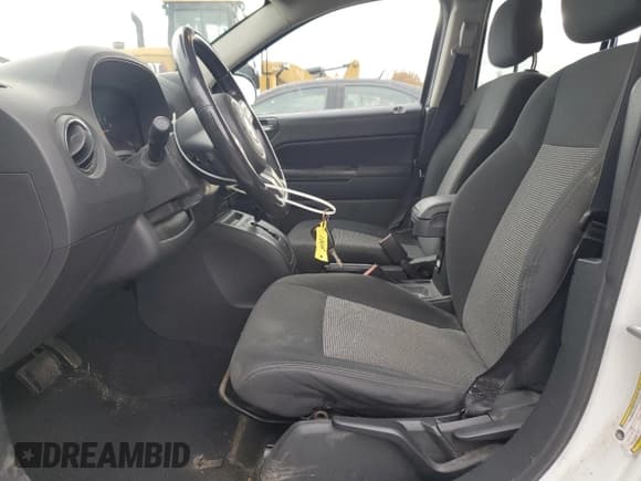 ✅ 2011 Jeep Compass Latitude • VIN: 1J4NF1FB4BD149584 • Lot: 87021845. Listed on Copart with 116,838 mi. Free auction sales archive from the USA and detailed vehicle history report at DreamBid. Image 7.