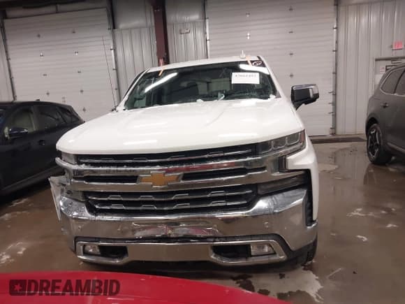 ✅ 2022 Chevrolet Silverado 1500 LTZ • VIN: 3GCUYGED5NG207288 • Lot: 43661493. Wystawiony na IAAI z przebiegiem 117 117 mil. Bezpłatny archiwum sprzedaży aukcyjnych z USA i szczegółowy raport historii pojazdu na DreamBid. Zdjęcie 12.