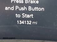 ✅ 2018 Chrysler Pacifica Limited • VIN: 2C4RC1GG4JR106594 • Lot: 43415374. Wystawiony na IAAI z przebiegiem 134 132 mil. Bezpłatny archiwum sprzedaży aukcyjnych z USA i szczegółowy raport historii pojazdu na DreamBid. Zdjęcie 15.
