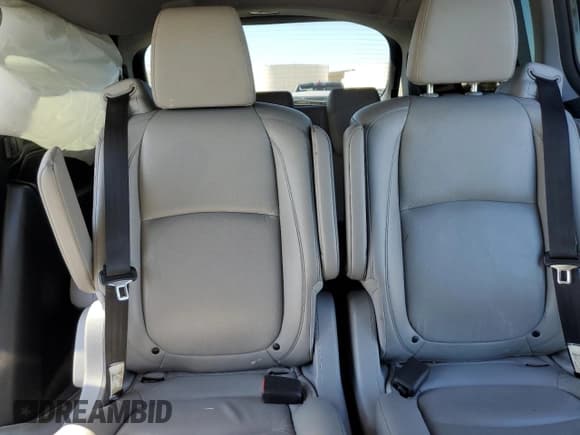 ✅ 2018 Honda Odyssey Elite • VIN: 5FNRL6H95JB069998 • Lot: 82578705. Listed on Copart with 72,158 mi. Free auction sales archive from the USA and detailed vehicle history report at DreamBid. Image 10.