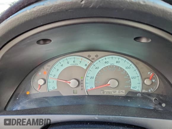 ✅ 2010 Toyota Camry • VIN: 4T1BF3EK2AU501593 • Lot: 94998645. Listed on Copart with 187,265 mi. Free auction sales archive from the USA and detailed vehicle history report at DreamBid. Image 9.