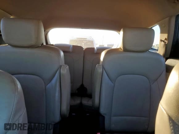 ✅ 2014 Hyundai Santa Fe GLS • VIN: KM8SN4HF6EU043831 • Лот: 91802765. Опубликован ранее на Copart с пробегом 170 070 миль. Бесплатный доступ к архиву аукционных продаж из США и подробный отчёт об истории автомобиля на DreamBid. Изображение 10.