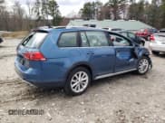 ✅ 2017 Volkswagen Golf S • VIN: 3VWM17AU8HM528769 • Лот: 51949615. Опубликован ранее на Copart с пробегом 51 590 миль. Бесплатный доступ к архиву аукционных продаж из США и подробный отчёт об истории автомобиля на DreamBid. Изображение 3.